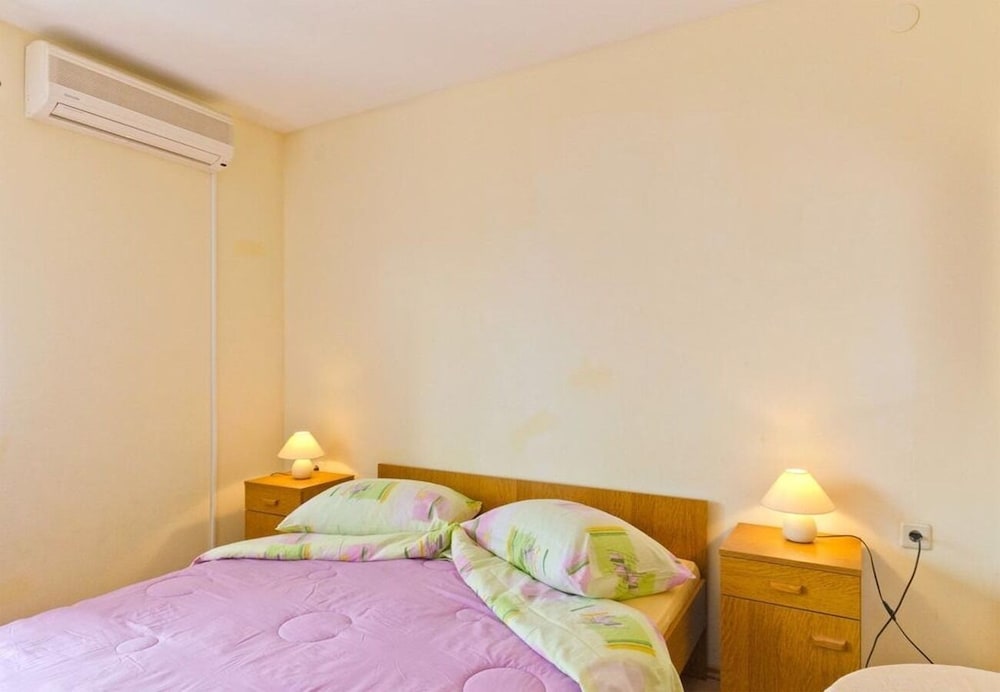 Apartment (Igor - near center - A3-Pharos(2+1)) photo 3