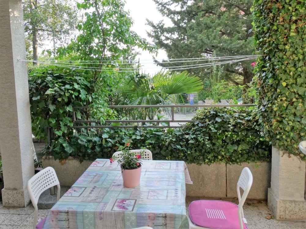 Apartment (Marijan - A1 Sasa(2+2))