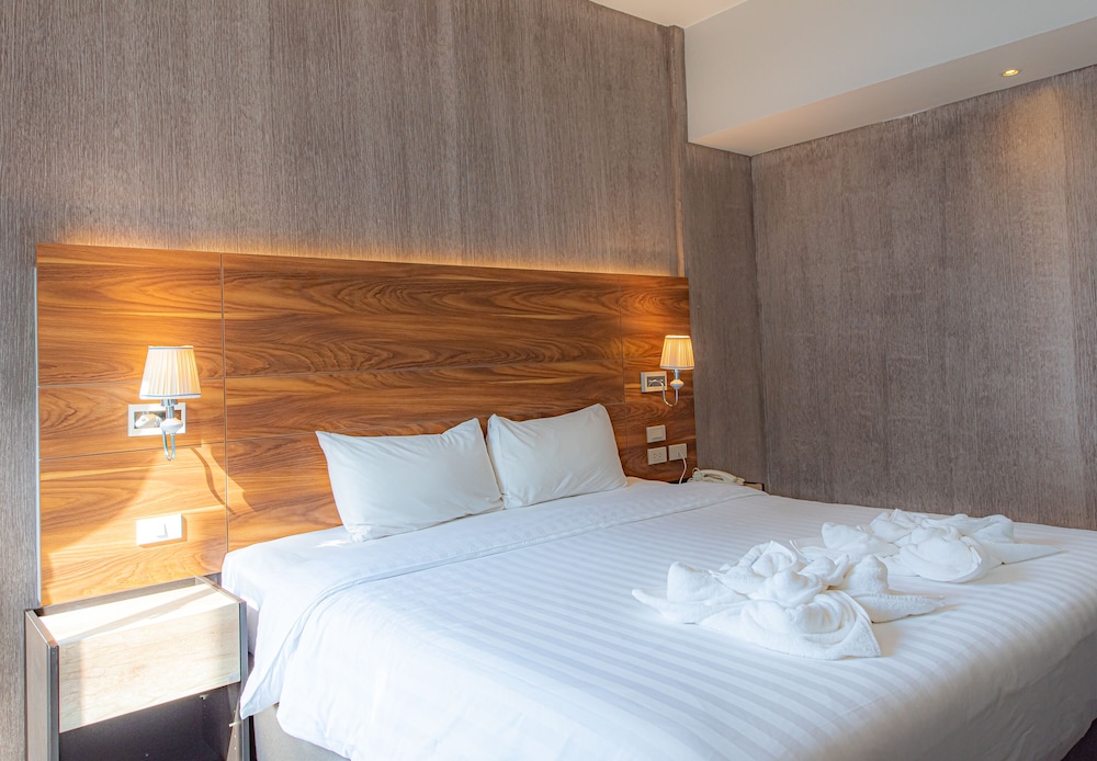 Super Deluxe Room