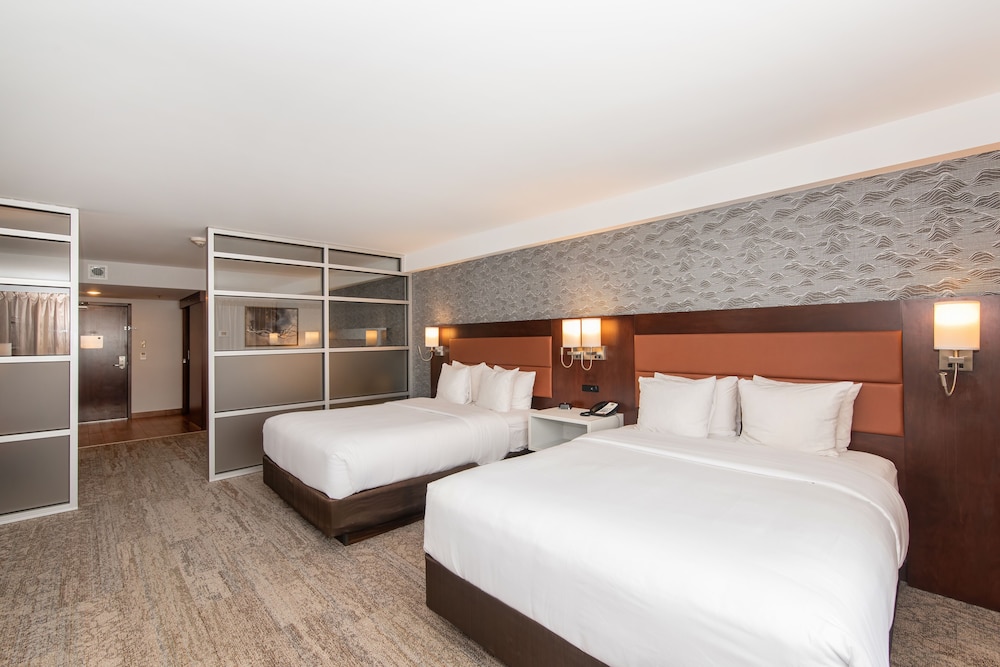 Suite, 2 Queen Beds, Non Smoking - Photo 1