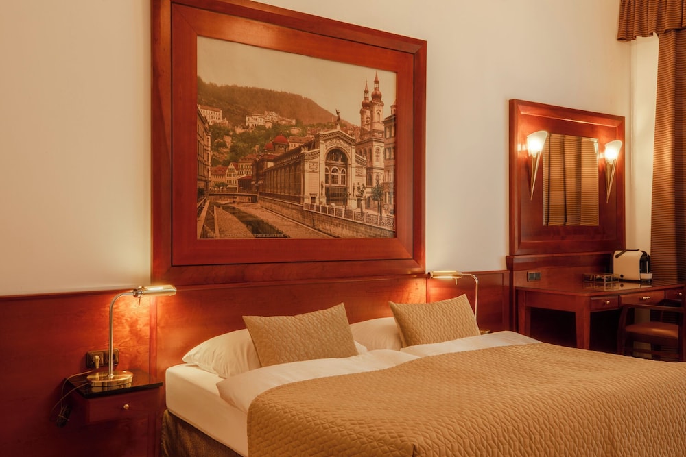 Deluxe Double Room, Balcony, City View photo 3