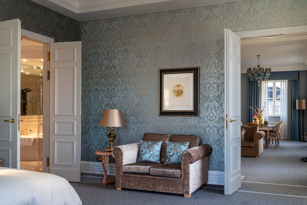 Presidential Suite photo 3