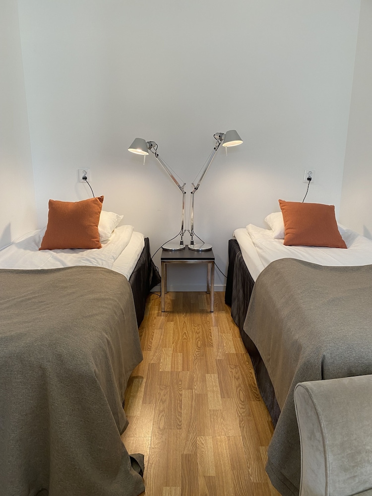 Economy Double Room, 1 Bedroom (Shared Bathroom )