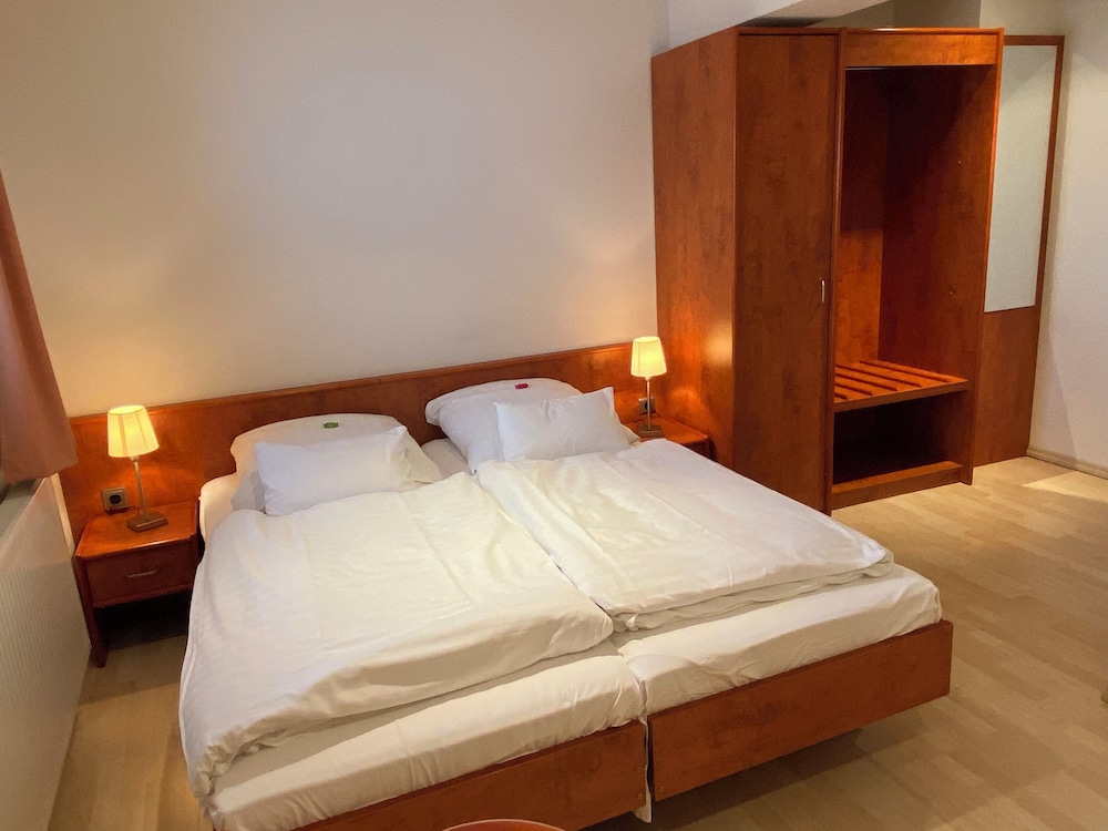Basic Room photo 1