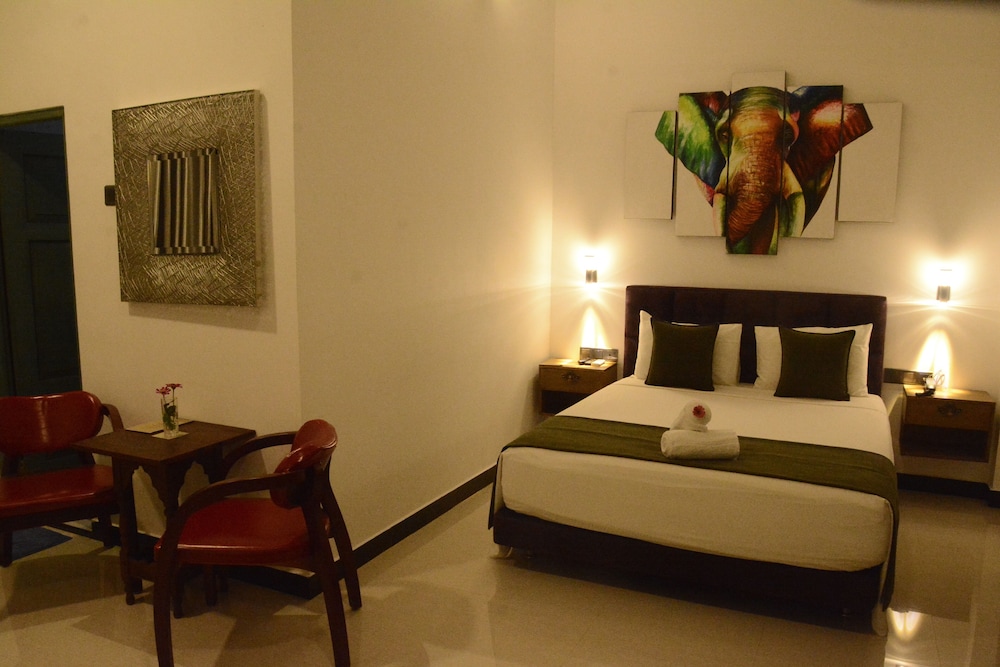 Deluxe Triple Room, Multiple Beds photo 3