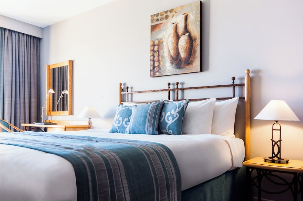 Deluxe Room, 1 Queen Bed, Sea View
