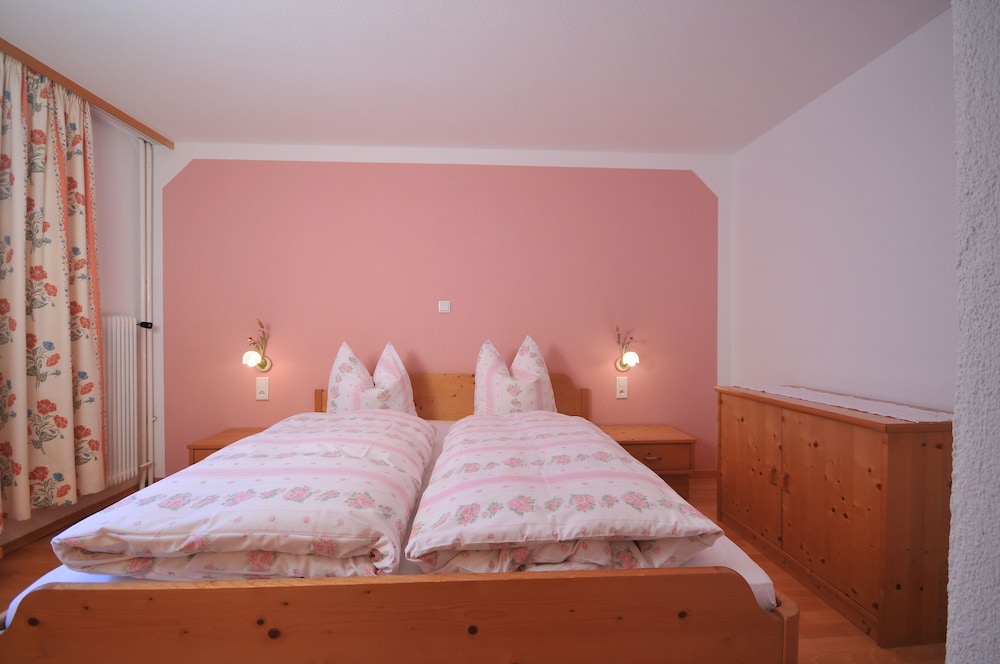 Family Room, Terrace, Mountain View (Alpenrebe  (No Cleaning Fee)) photo 1