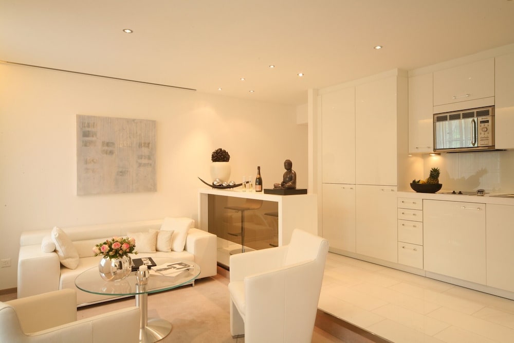 1 Bedroom Apartment Junior photo 3