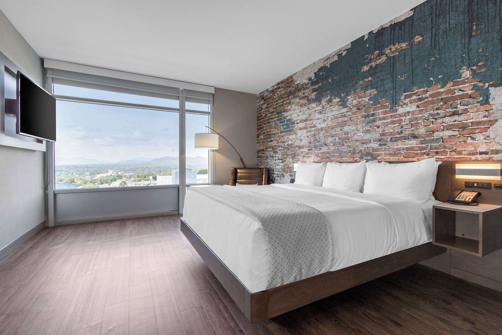 Suite, Multiple Beds, Non Smoking
