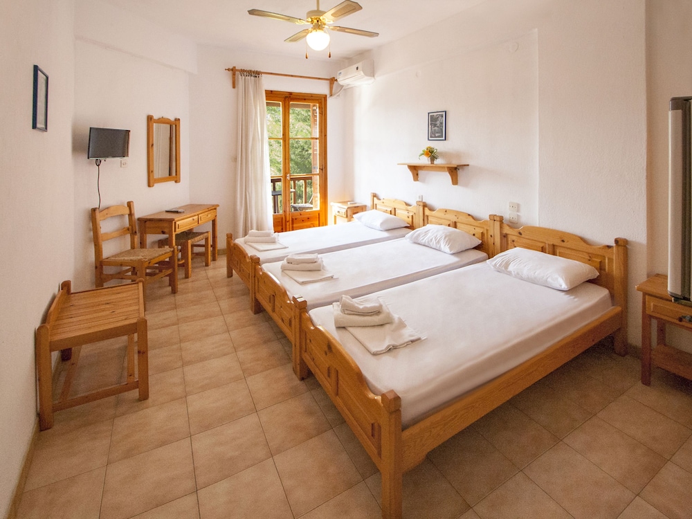 Triple Room, City View photo 1