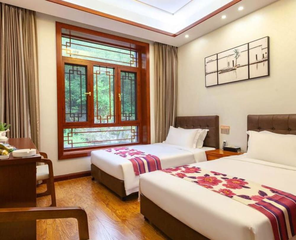 Deluxe Twin Room photo 2