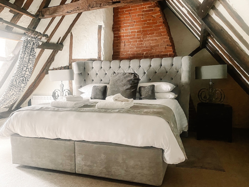 Luxury Suite, 1 King Bed photo 3