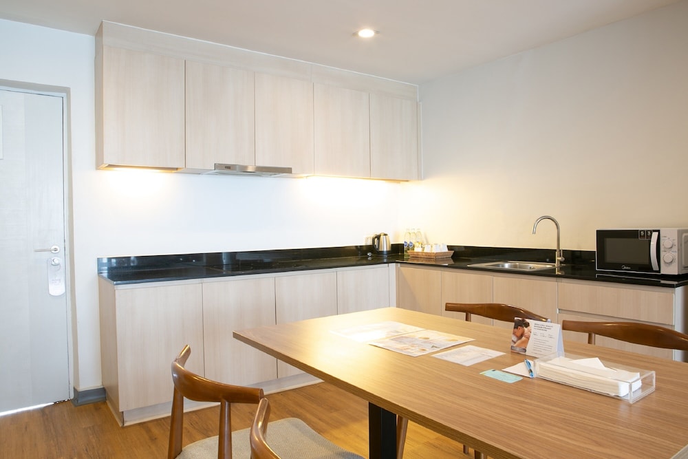 Two Bedroom Residence with 2 Double Beds photo 3
