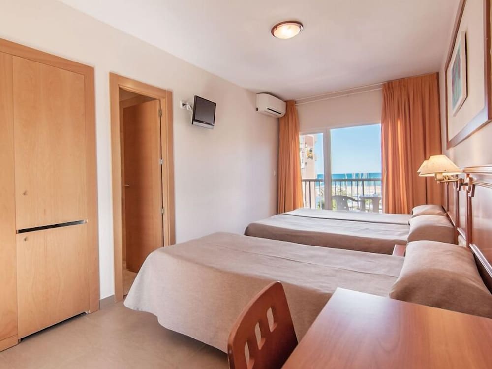 Triple Room - Photo 1