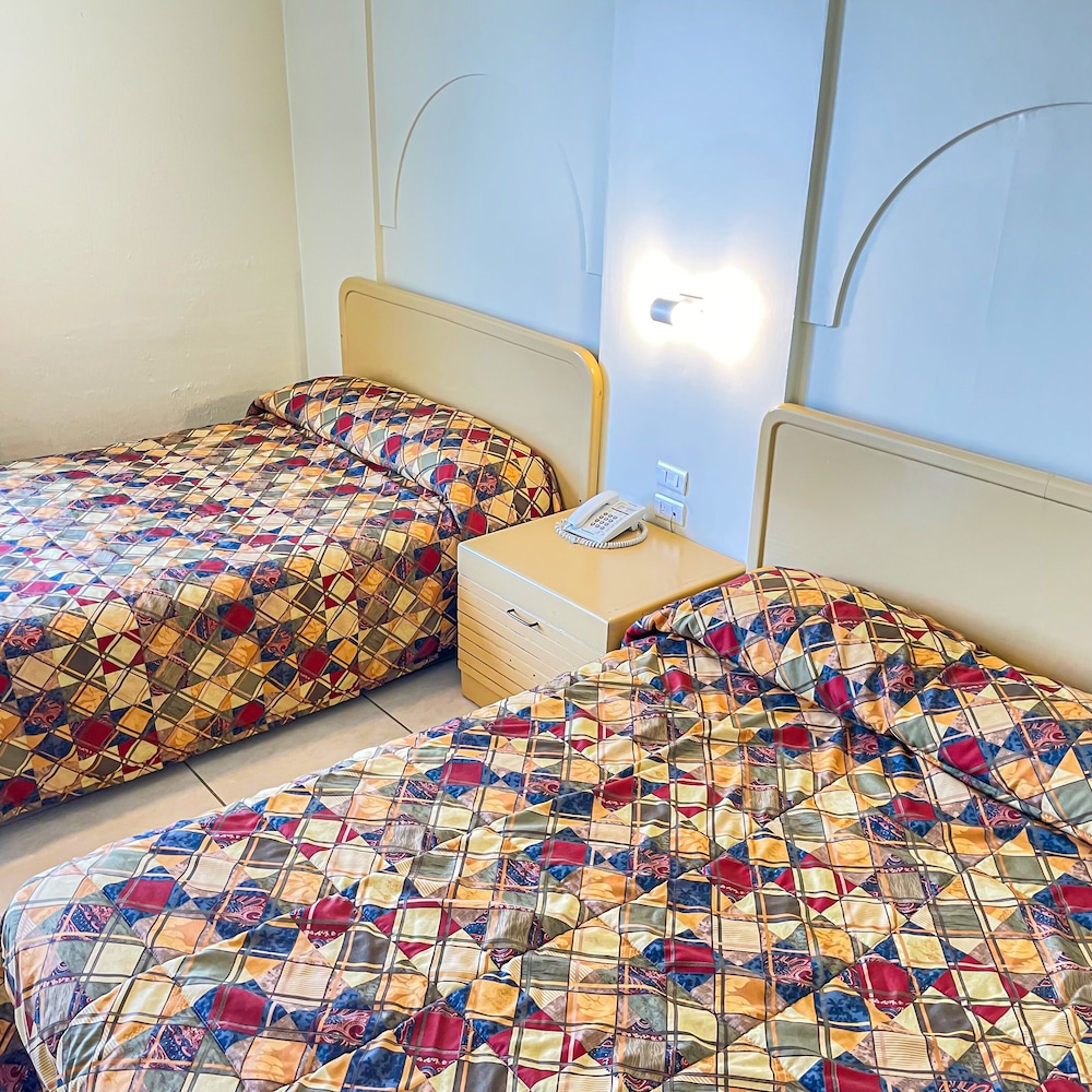 Standard Room - Photo 1