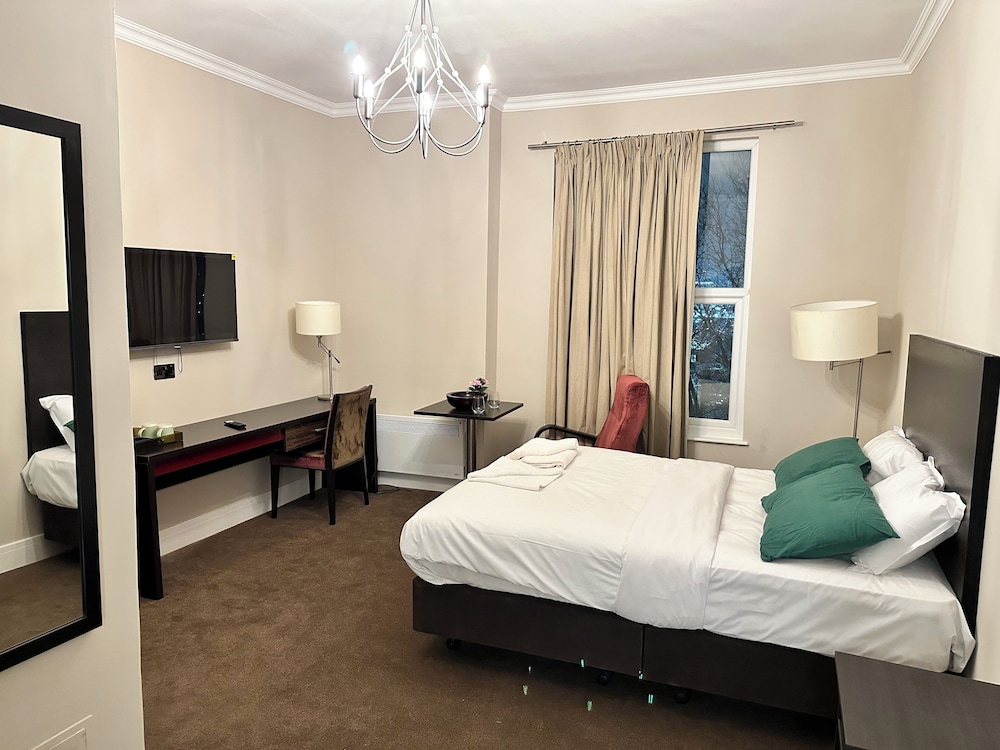 Deluxe Double Room, City View photo 2