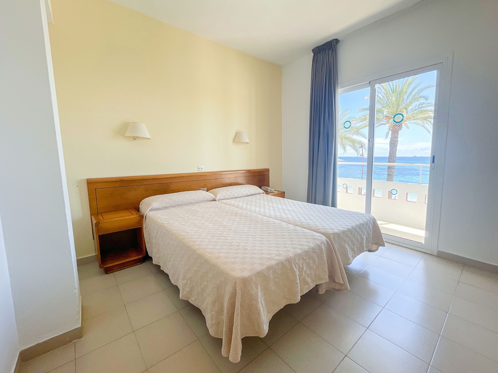 Standard Double Room, Sea View - Photo 14