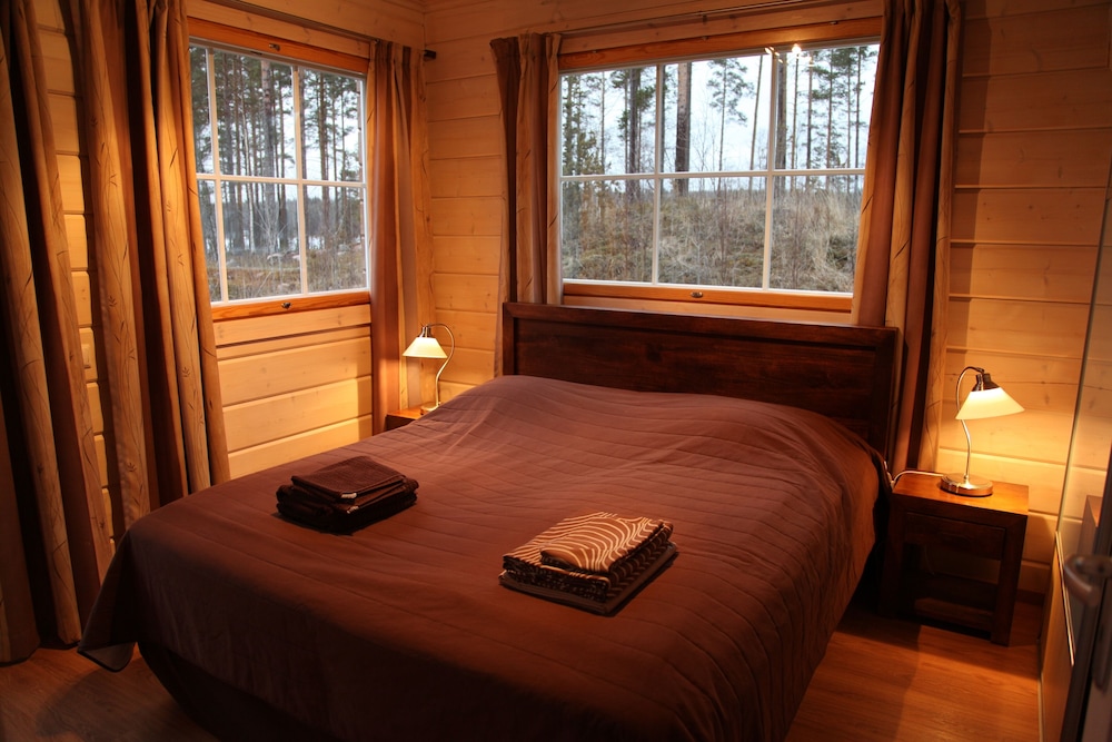 Basic Cottage photo 2