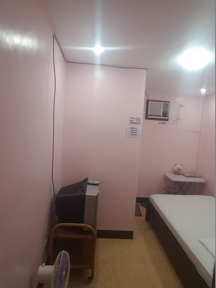 Economy Room photo 2