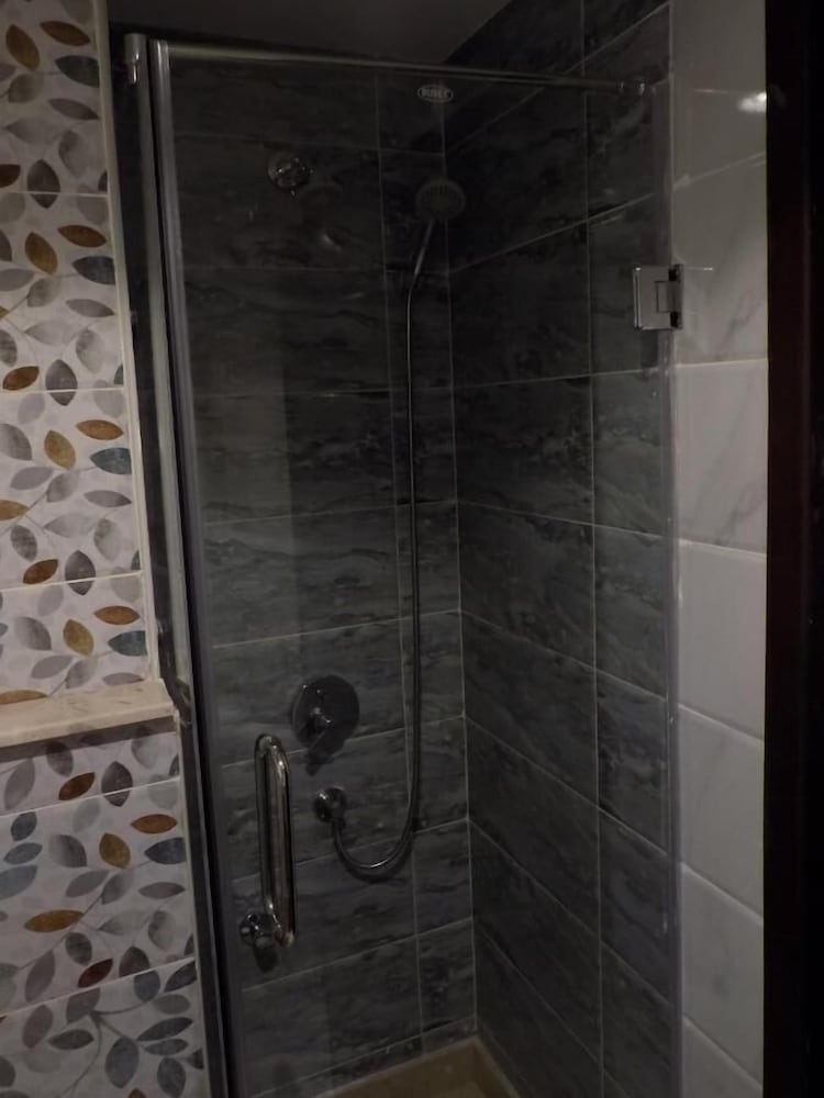 Double or Twin Room, Sea View - Photo 4