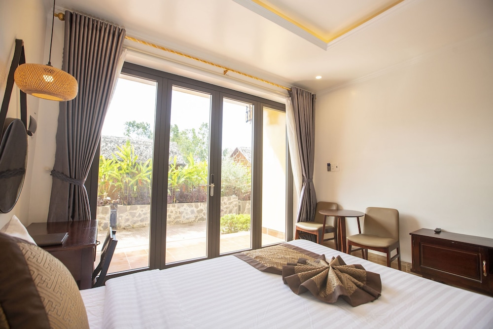 Standard Twin Room - Photo 2