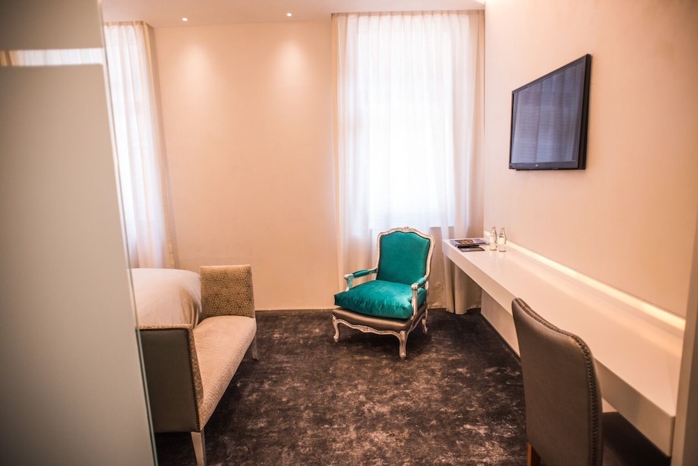 Luxury Double Room photo 3
