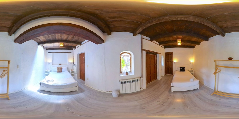 Deluxe Suite photo 1