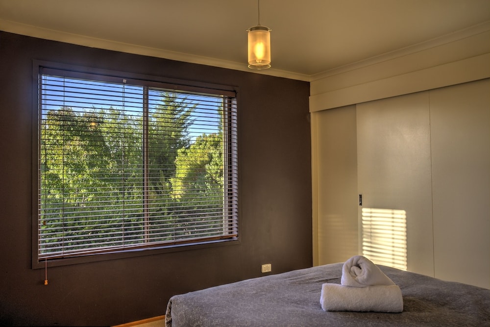 3 Bedroom House With Mountain Views photo 2