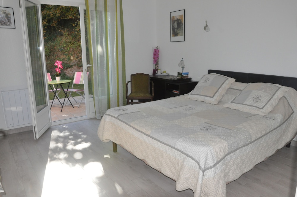Double Room (Mirepoix ou Foix) photo 1