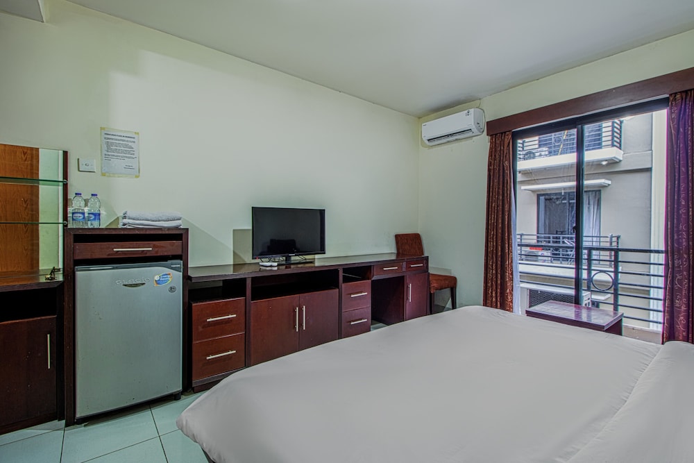 Suite - Photo 7