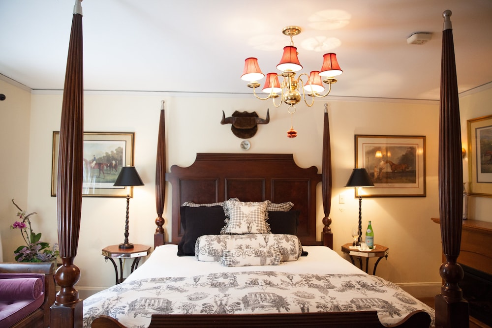 Room Three photo 1
