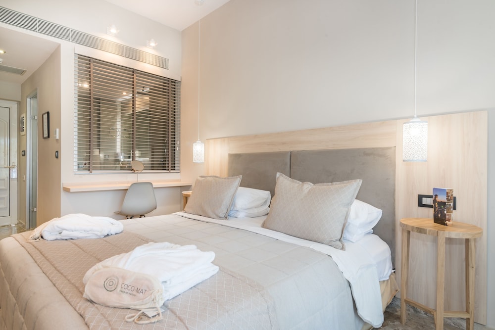 Deluxe Room, Garden View