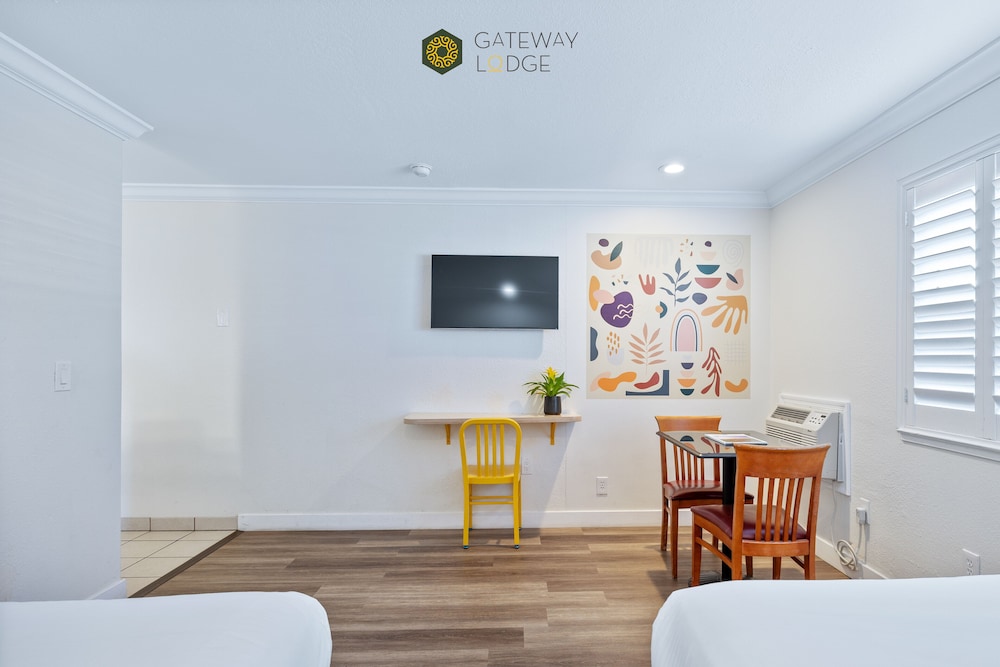 Family Double Room, 2 Bedrooms photo 2