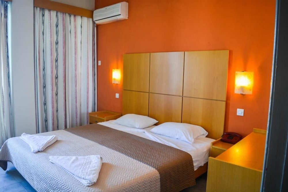 Basic Double Room