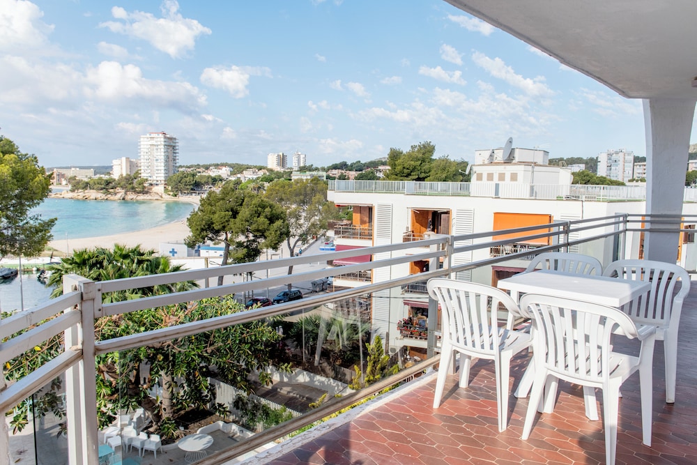 Standard Apartment, 2 Bedrooms, Sea View (3 Adults + 2 Children)