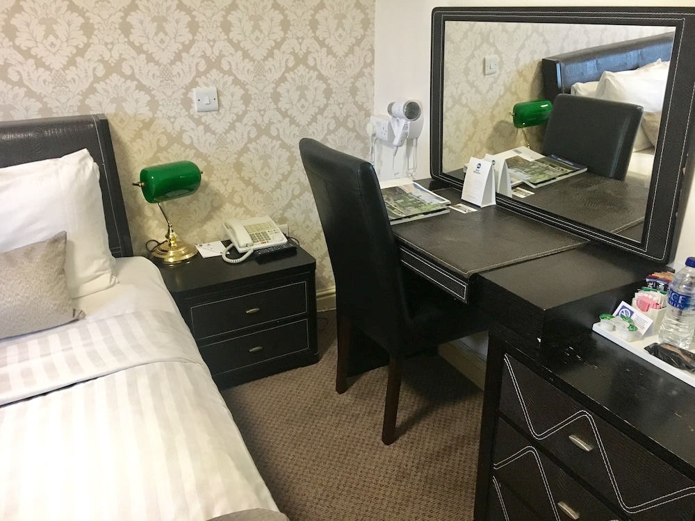 Standard Room, 1 Double Bed, Non Smoking, Garden View - Photo 1