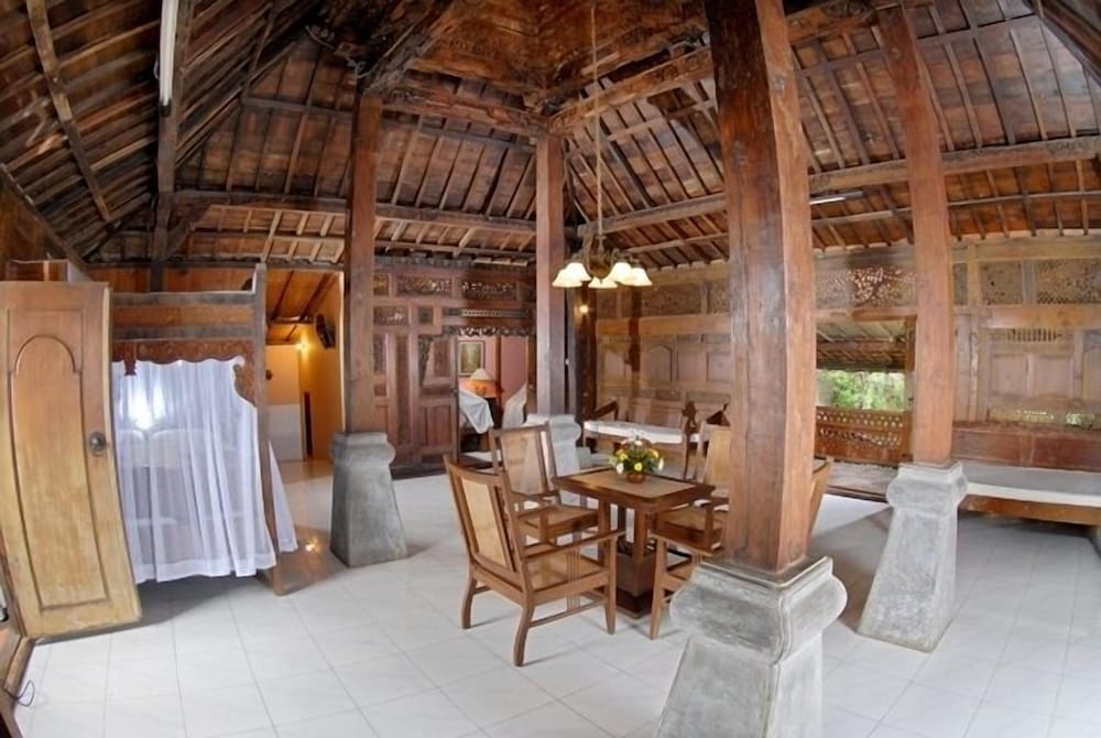 Villa (Joglo 2) photo 2