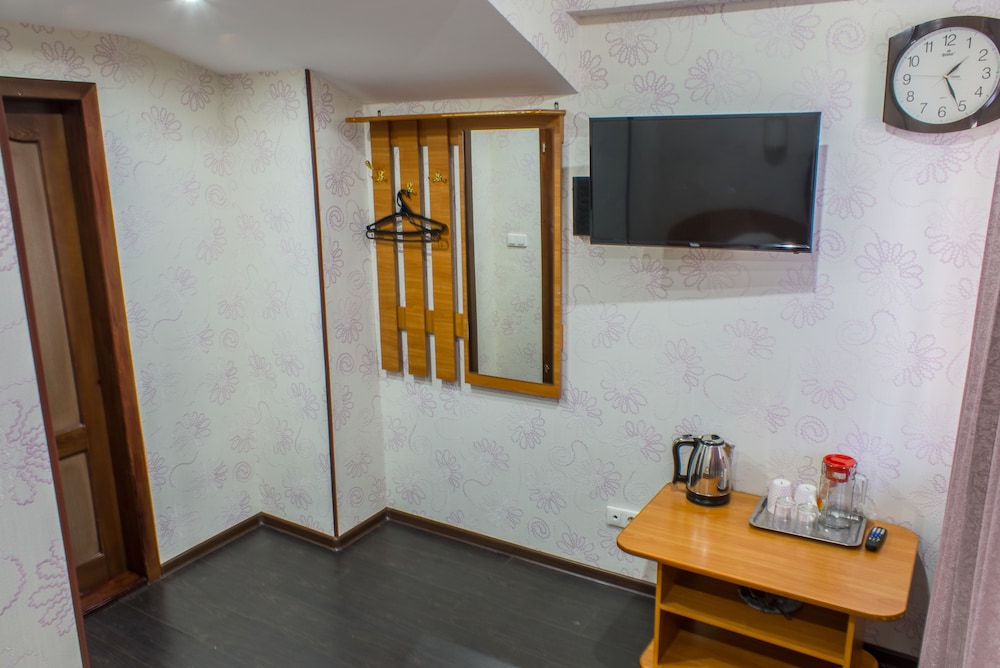 Economy Single Room, City View photo 2