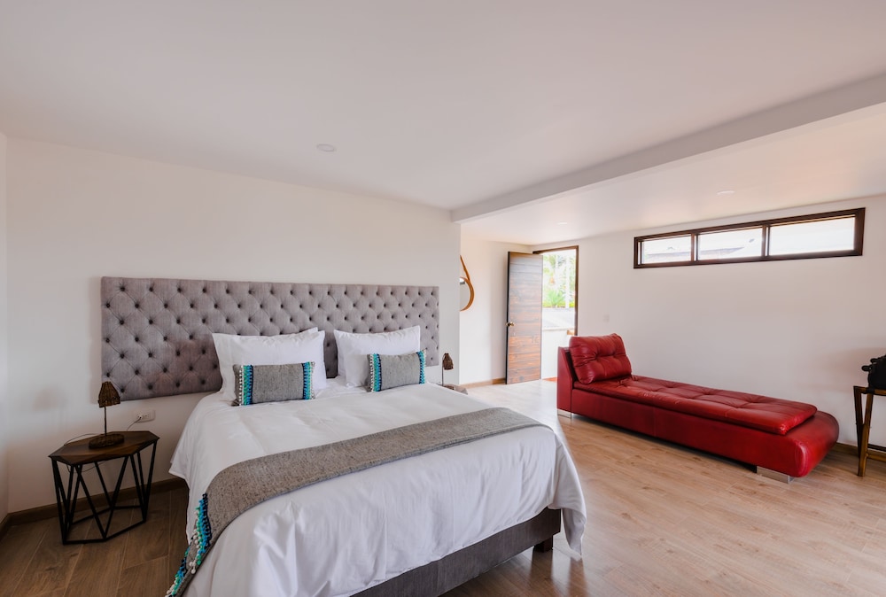 Signature Studio Suite, Multiple Beds, Non Smoking