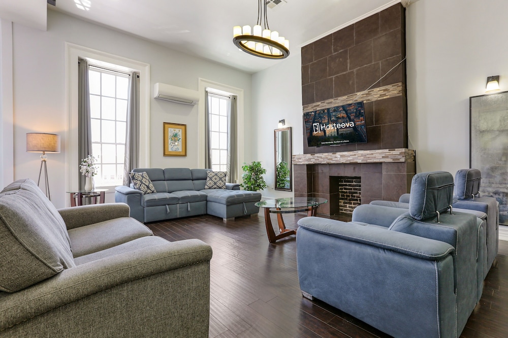 Comfort Condo, 4 Bedrooms, Balcony