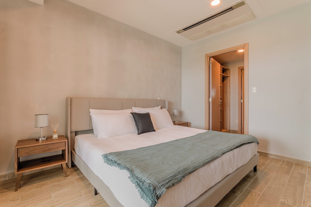 Penthouse Suite with Terrace