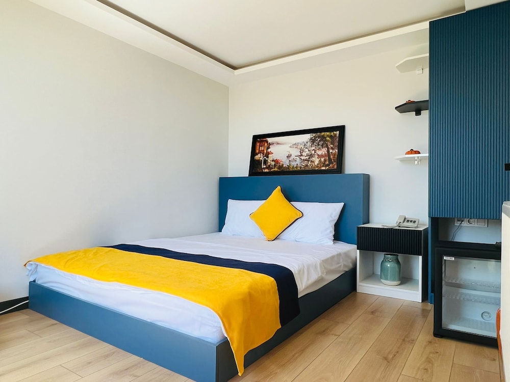 Standard Double Room, 1 Queen Bed, Courtyard View photo 1