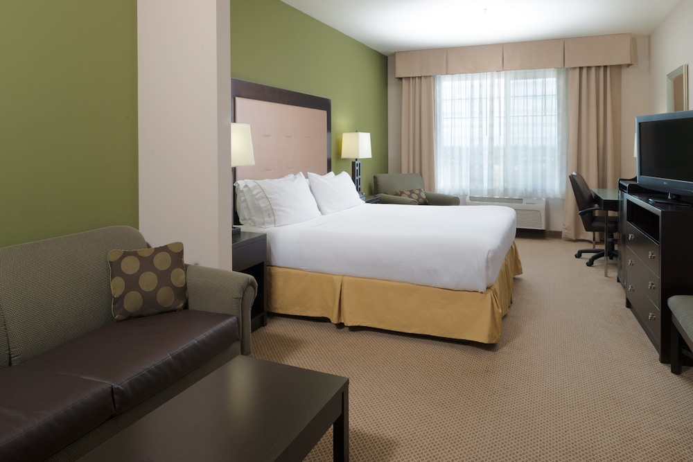 Suite, 1 King Bed (Additional Living Area) - Photo 2