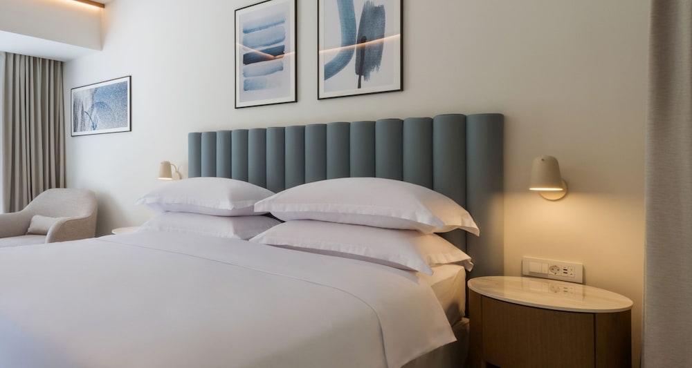 Standard Double or Twin Room, Balcony - Photo 4