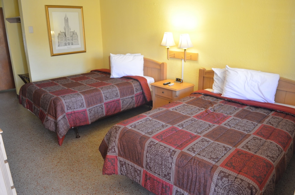 Deluxe Room, 2 Double Beds, Smoking photo 1