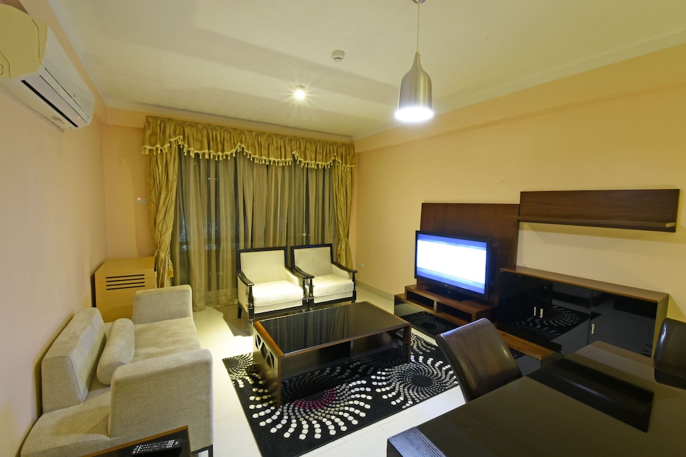 Executive Suite, Garden View
