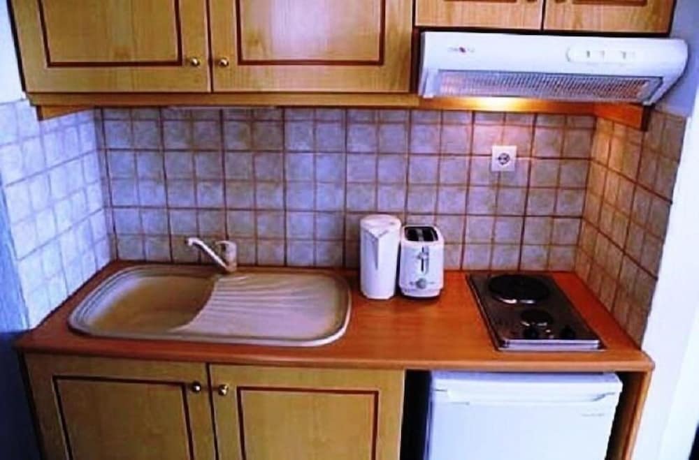Small Side Studio (2 adults) - Photo 2