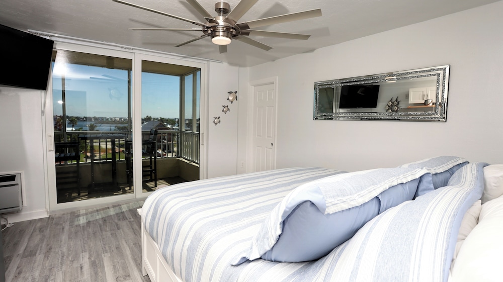 Luxury Studio, Non Smoking, Bay View