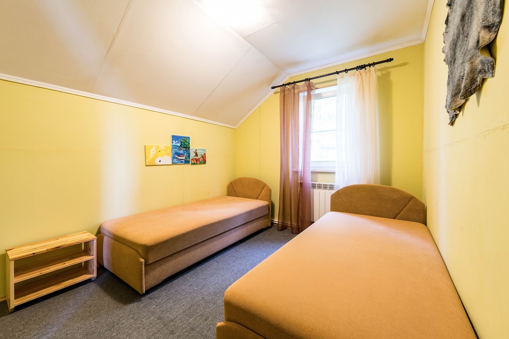 Standard Cabin, 2 Bedrooms, Kitchen, Partial Lake View photo 3