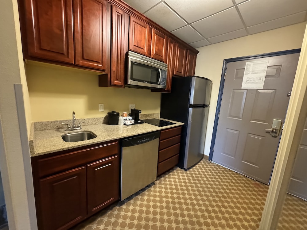 Studio Suite, 2 Queen Beds, Non Smoking, Kitchenette photo 3